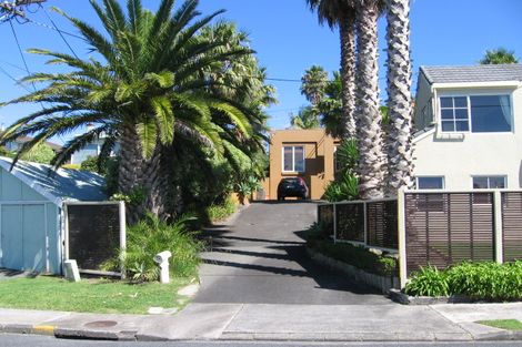Photo of property in 2/34 Oban Road, Browns Bay, Auckland, 0630