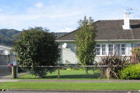 Photo of property in 366 Cambridge Terrace, Naenae, Lower Hutt, 5011