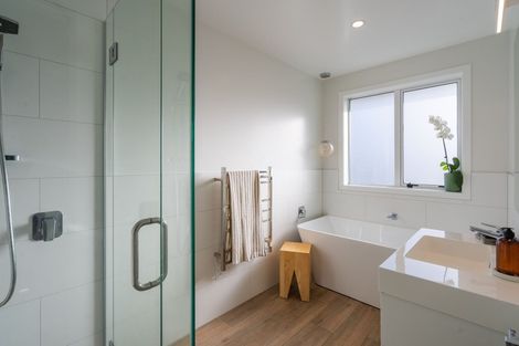 Photo of property in 3 Barbaras Way, Waikanae Beach, Waikanae, 5036