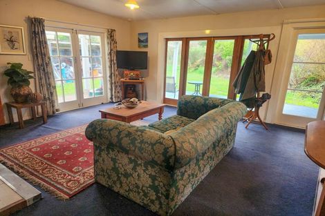 Photo of property in 5 Town Belt South, Blackball, 7804