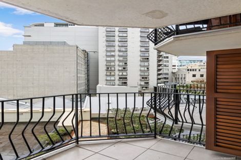 Photo of property in Tower Hill Apartments, 2g/1 Emily Place, Auckland Central, Auckland, 1010