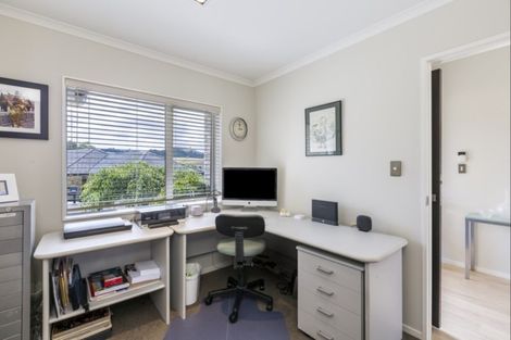 Photo of property in 11 Fendalton Place, Hatfields Beach, Orewa, 0931