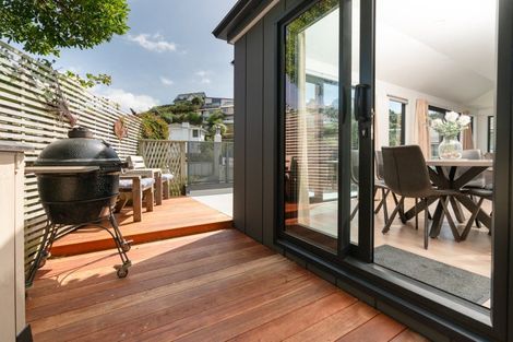 Photo of property in 173a Severn Street, Island Bay, Wellington, 6023