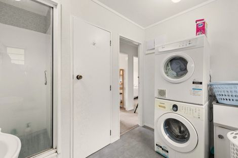 Photo of property in 2/569 Maunganui Road, Mount Maunganui, 3116