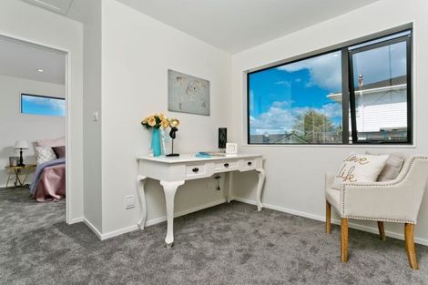 Photo of property in 55a Juniper Road, Sunnynook, Auckland, 0620