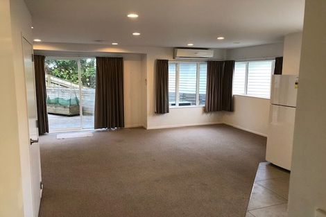 Photo of property in 10 Kopiko Way, Brooklyn, Wellington, 6021