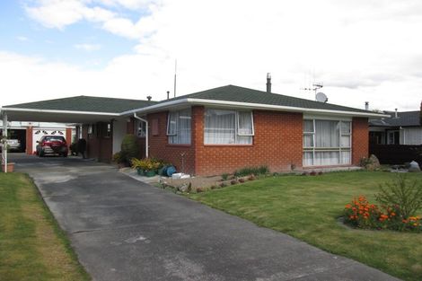 Photo of property in 110 Benmore Avenue, Cloverlea, Palmerston North, 4412