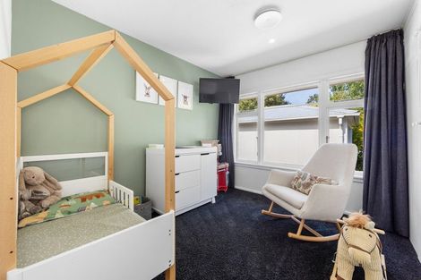Photo of property in 1/420 Memorial Avenue, Burnside, Christchurch, 8053