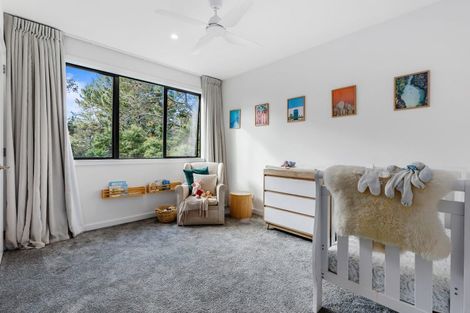 Photo of property in 30a Bernard Magnus Lane, Greenhithe, Auckland, 0632