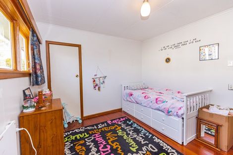 Photo of property in 17 Edward Street, Pahiatua, 4910