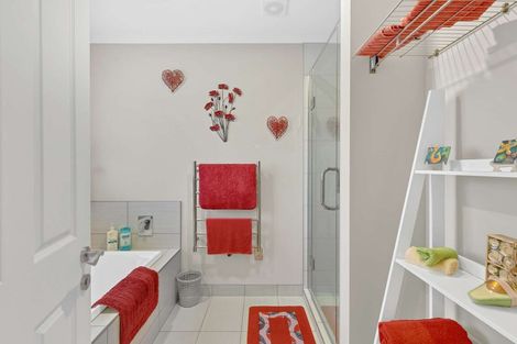 Photo of property in 15 Sutherland Drive, Kaiapoi, 7630