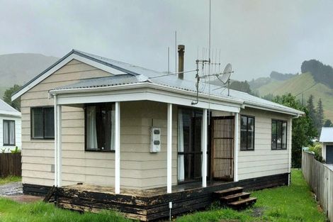 Photo of property in 25 Thames Road, Paeroa, 3600