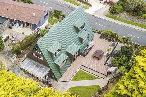 Photo of property in 1 Mapplebeck Street, Titahi Bay, Porirua, 5022