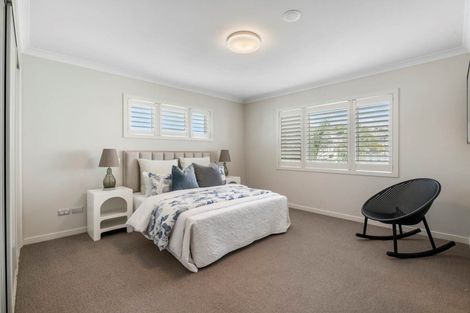 Photo of property in 8 Eaves Bush Parade, Orewa, 0931