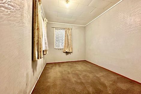 Photo of property in 34 Ferndown Avenue, Papatoetoe, Auckland, 2025