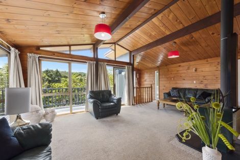 Photo of property in 9 Radiata Grove, Brown Owl, Upper Hutt, 5018