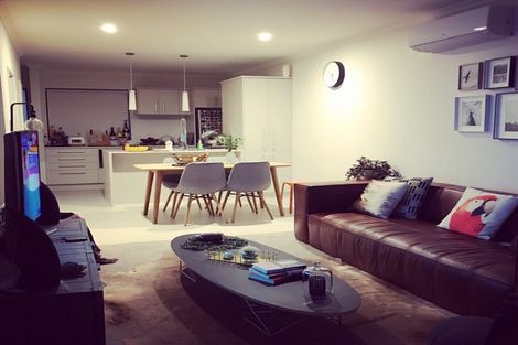 Photo of property in 25 Pencaitland Drive, Flat Bush, Auckland, 2019