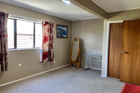 Photo of property in 1/24 Curacao Place, Half Moon Bay, Auckland, 2012