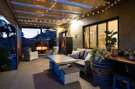 Photo of property in Heynes Place, 24 Heynes Place, Clive, 4102