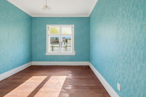 Photo of property in 10 Williams Street, Otane, 4202