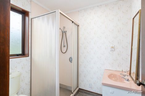 Photo of property in 115 Gemstone Drive, Birchville, Upper Hutt, 5018