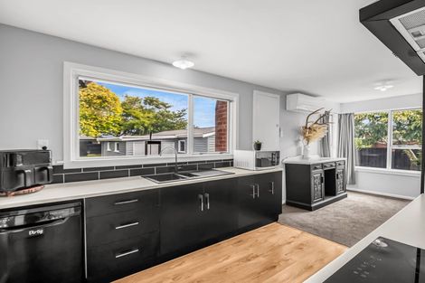 Photo of property in 412 Breezes Road, Aranui, Christchurch, 8061