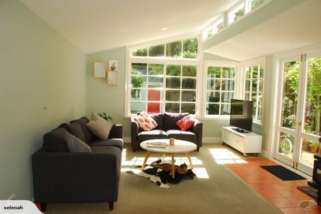 Photo of property in 62 Honiana Te Puni Street, Aro Valley, Wellington, 6021