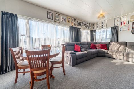 Photo of property in 3 Mcpherson Road, Waitaki Bridge, Oamaru, 9493