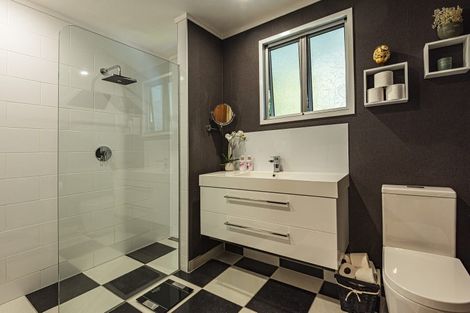 Photo of property in 100 School Road, Paihia, 0200