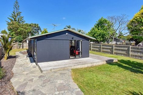 Photo of property in 1/24 Nearco Street, Randwick Park, Auckland, 2105