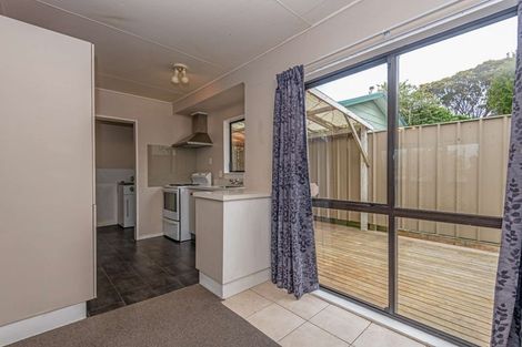 Photo of property in 21 Dahlstrom Grove, Kelvin Grove, Palmerston North, 4414