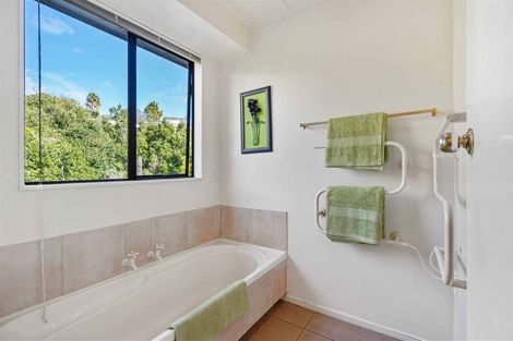 Photo of property in 33 Ramelton Road, Mount Roskill, Auckland, 1041