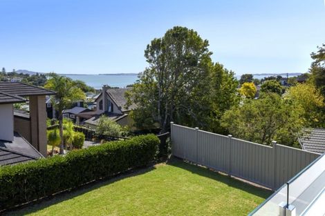 Photo of property in 102 Mellons Bay Road, Mellons Bay, Auckland, 2014