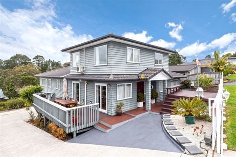 Photo of property in 92 Lake Panorama Drive, Henderson Valley, Auckland, 0612