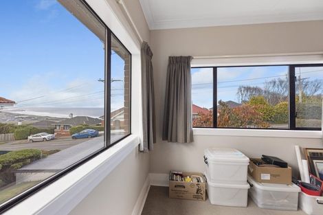 Photo of property in 96 Middleton Road, Kew, Dunedin, 9012