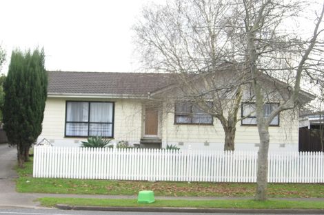 Photo of property in 225 Mahia Road, Wattle Downs, Auckland, 2103