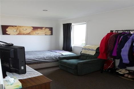 Photo of property in 10/71 Estuary Road, New Brighton, Christchurch, 8061
