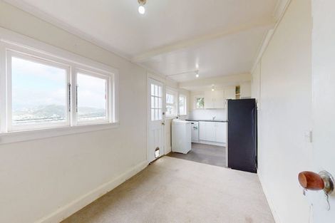 Photo of property in 88 Kelburn Parade, Kelburn, Wellington, 6012
