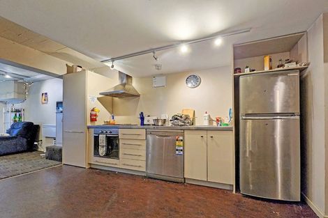 Photo of property in Vespa Apartments, 203/20 Hanson Street, Mount Cook, Wellington, 6021