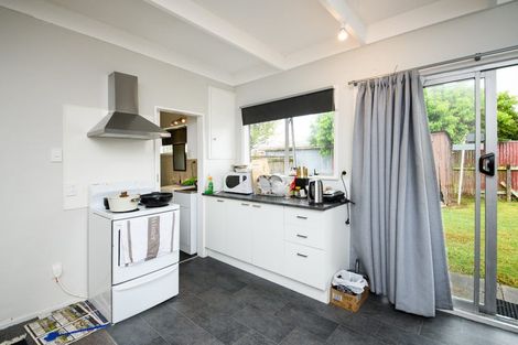 Photo of property in 6a Westhaven Grove, Takaro, Palmerston North, 4412