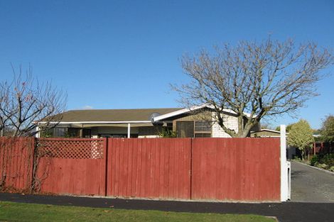 Photo of property in 18 Cardinal Drive, Hillmorton, Christchurch, 8025