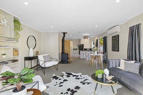 Photo of property in 10 Palm Grove, Belmont, Lower Hutt, 5010