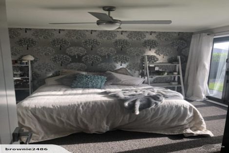 Photo of property in 17 Eyrewell Road, Pegasus, 7612