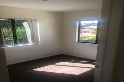 Photo of property in 5/3 Orwell Road, Greenhithe, Auckland, 0632