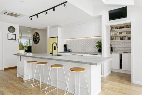 Photo of property in 24 Sunset Street, Hilltop, Taupo, 3330