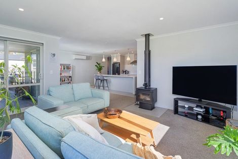 Photo of property in 36 Tairua Palms Place, Tairua, 3508