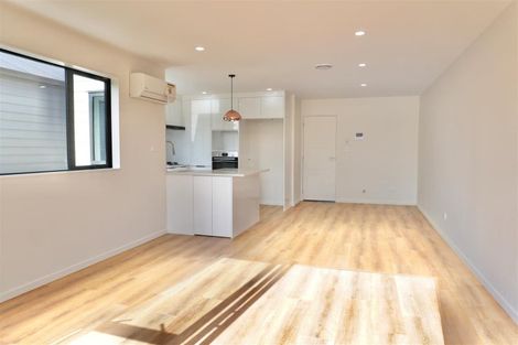 Photo of property in 16 Combat Street, Papakura, 2110