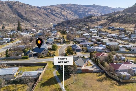 Photo of property in 24 Whitby Street, Clyde, 9330