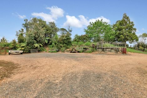 Photo of property in 2 Byles Road, Opuawhanga, Hikurangi, 0181