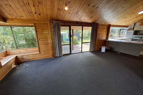 Photo of property in 36 Karaka Street, Tokomaru, Palmerston North, 4474